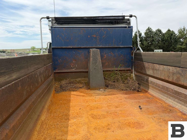 1996-ford-la9000-image-22