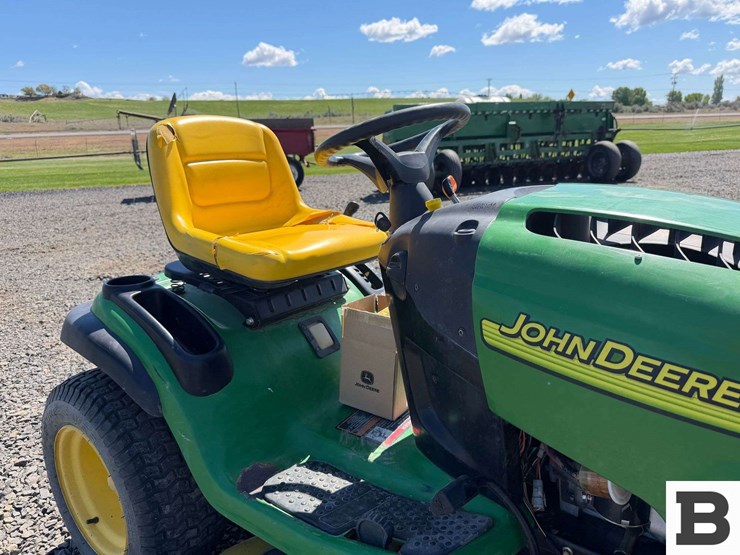 john-deere-l120-image-9