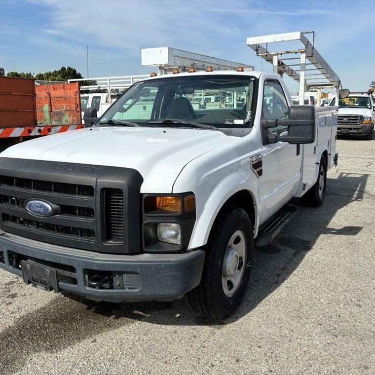 2008 FORD F350