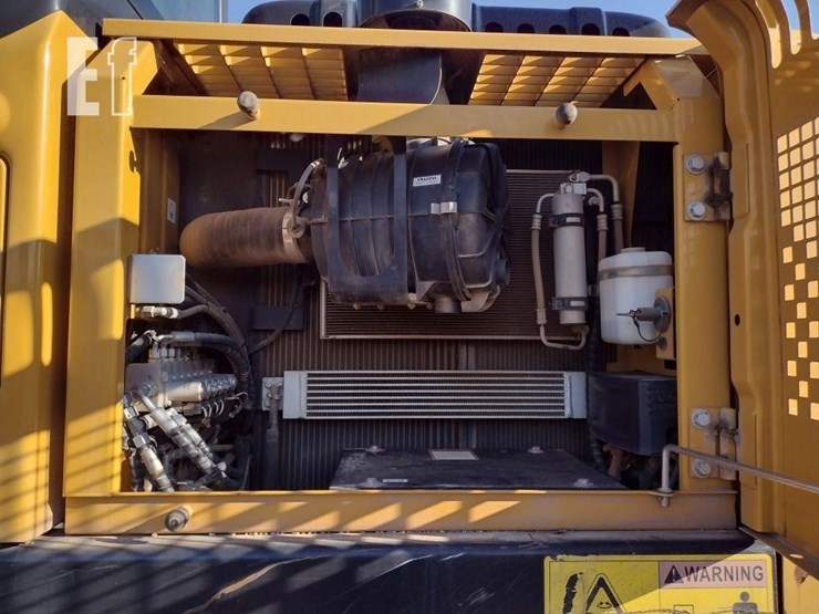 sany-sy135c-image-18