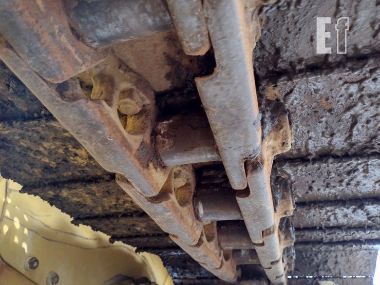 caterpillar-d6-image-26