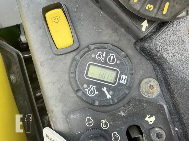 2013-john-deere-z930r-image-18