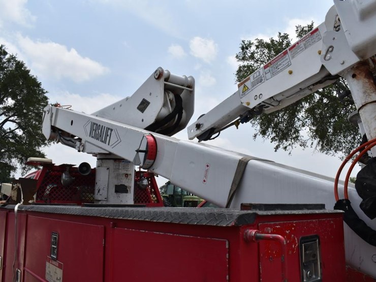 2018-ford-f550-image-13