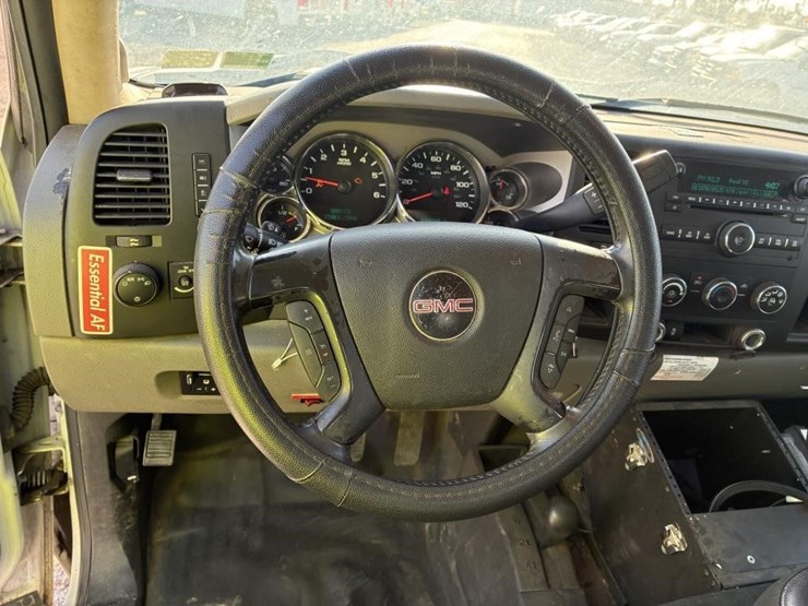 2012-gmc-sierra-2500-image-14