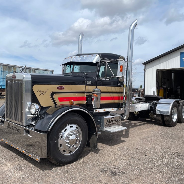 1970 PETERBILT 358