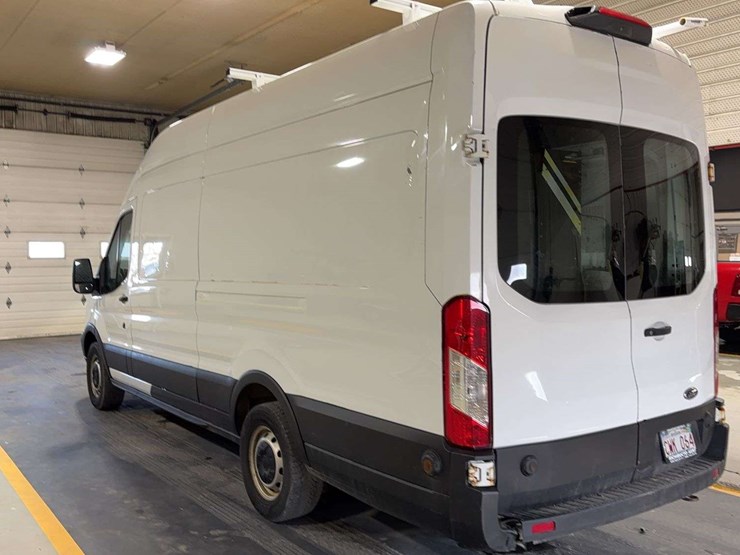 2019-ford-transit-image-3