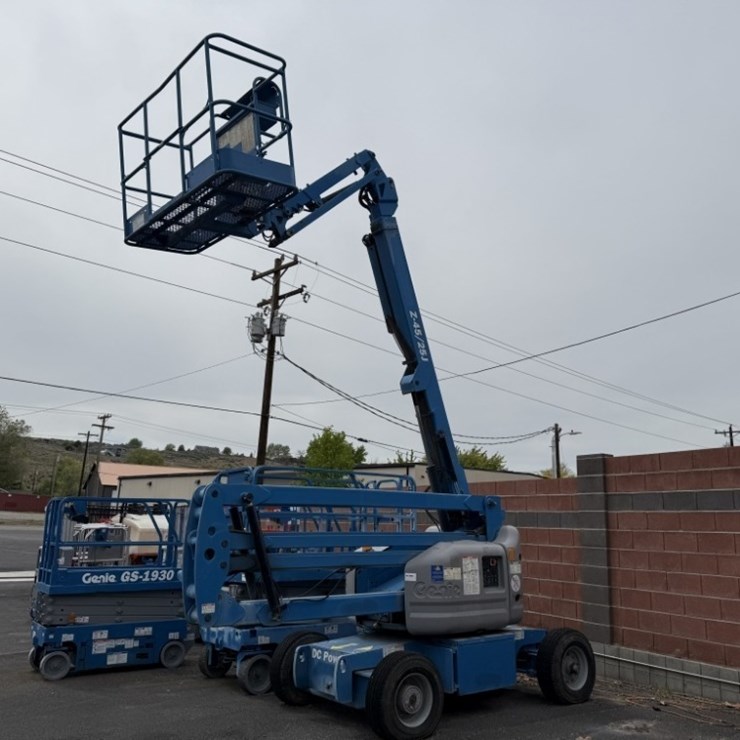 2014 GENIE Z45/25J