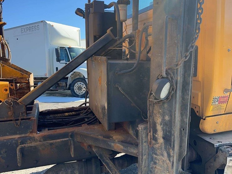 2016-international-7600-image-14