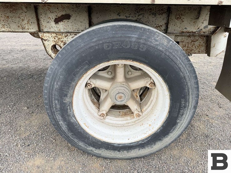 1984-fruehauf-open-top-image-16