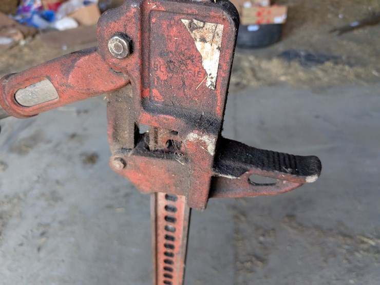 #5527-•-heavy-duty-ratchet-jack-image-3