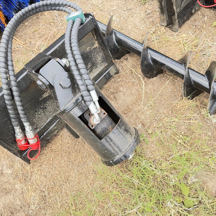 #616 • #615 • 8" Hydraulic Slip Auger for Mini Skid Steer
