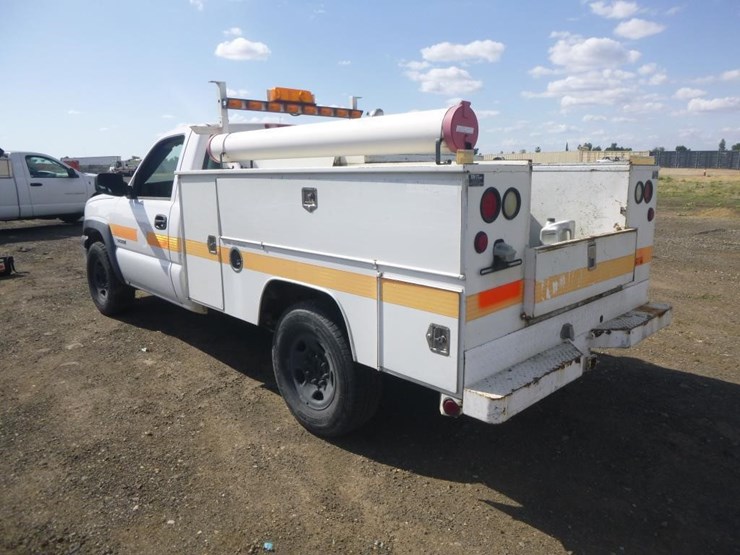 2003-chevrolet-2500-image-5