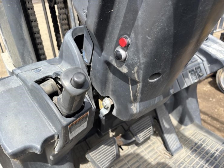 2020-caterpillar-2c6000-image-19