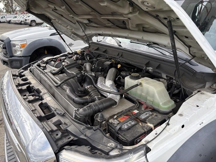 2016-ford-f550-image-6