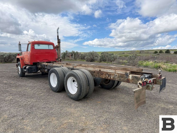 1974-international-f1800-image-3