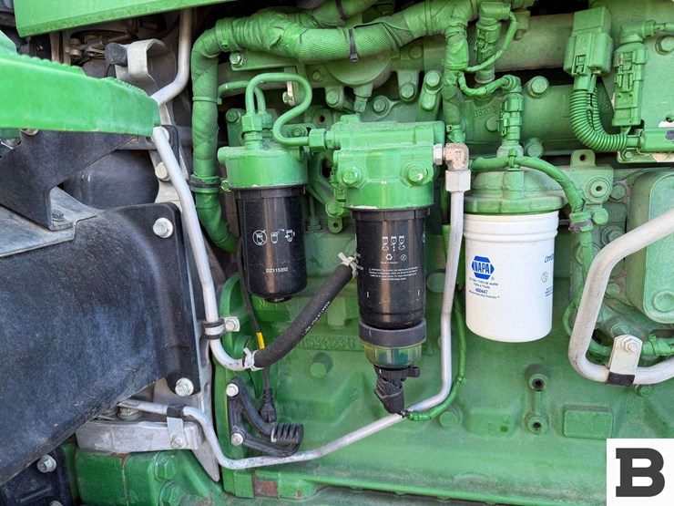 2021-john-deere-7r-210-image-43