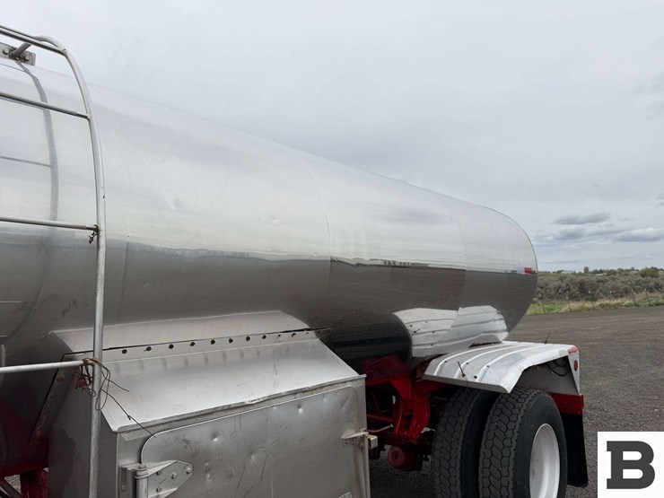 1972-brenner-tank-trailer-image-14