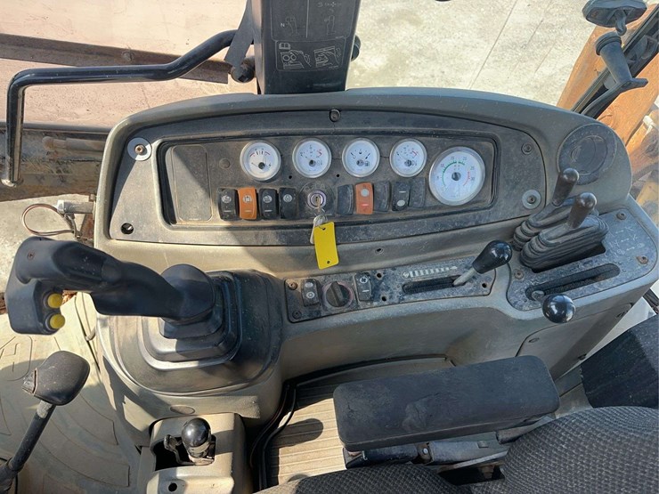 2003-caterpillar-420d-image-24