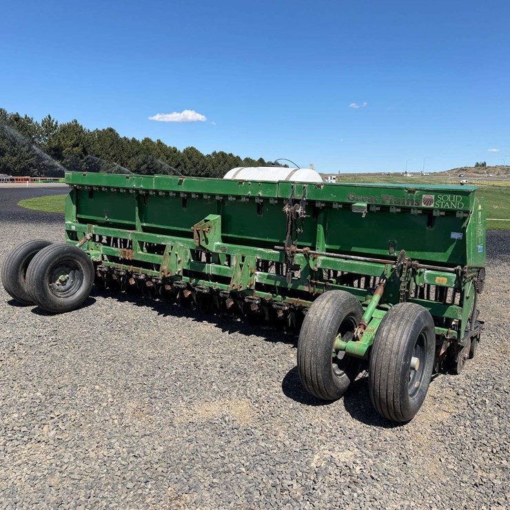 GREAT PLAINS SOLID STAND 15