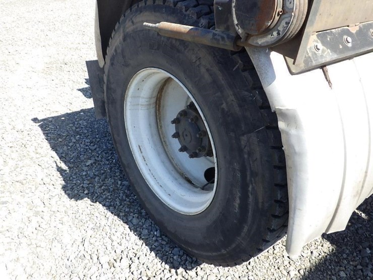 2005-utility-combo-image-36