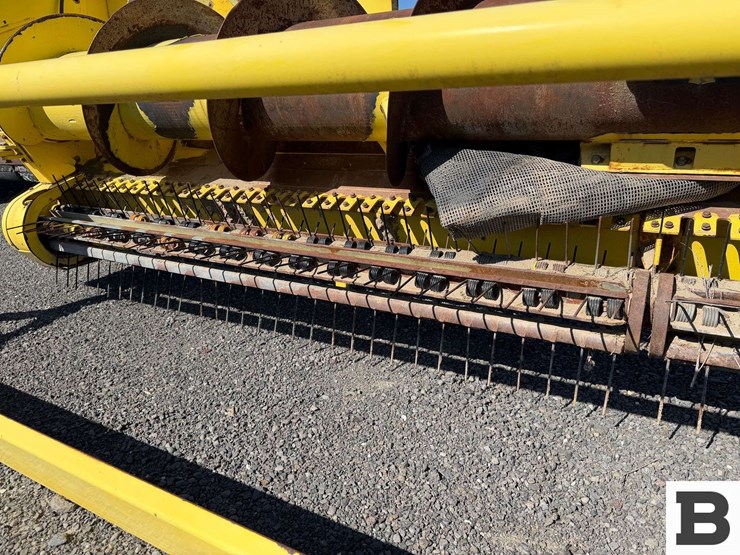 2008-john-deere-645b-image-12