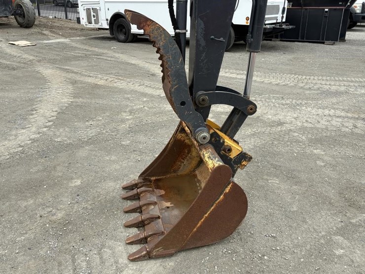 2020-deere-50g-image-8