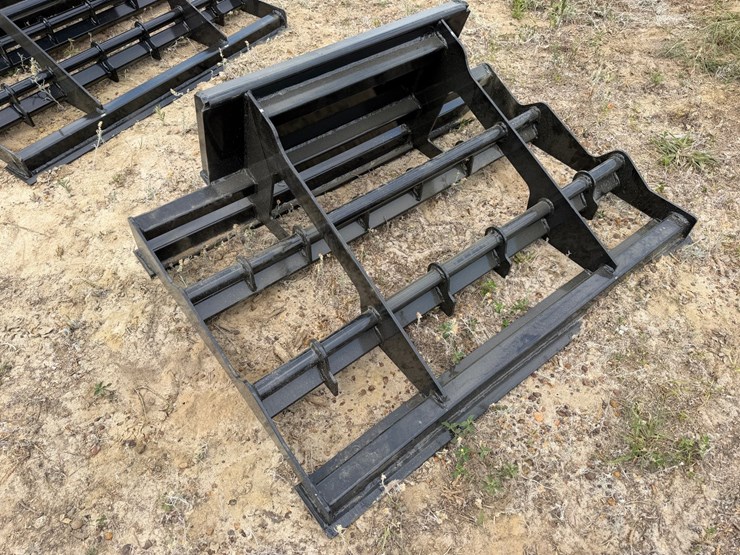 #611-•-#610-•-mini-skid-steer-land-leveler-image-1