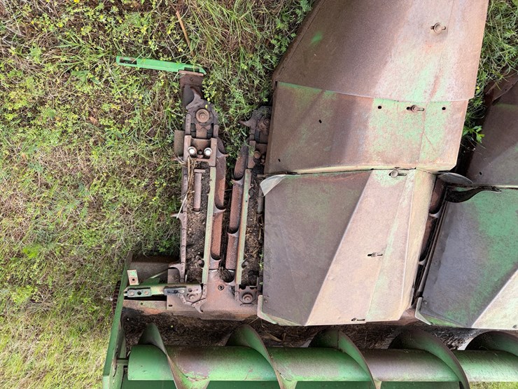 #511-•-#511-•-4-row-corn-header-image-9