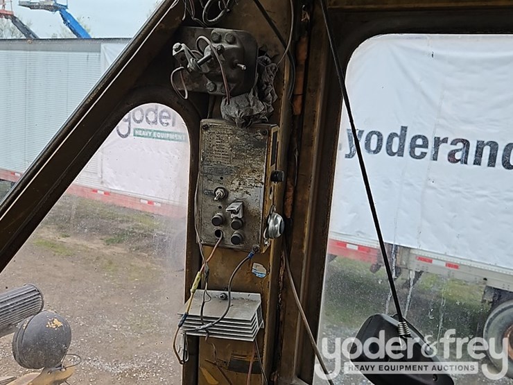 1979-caterpillar-980b-image-24