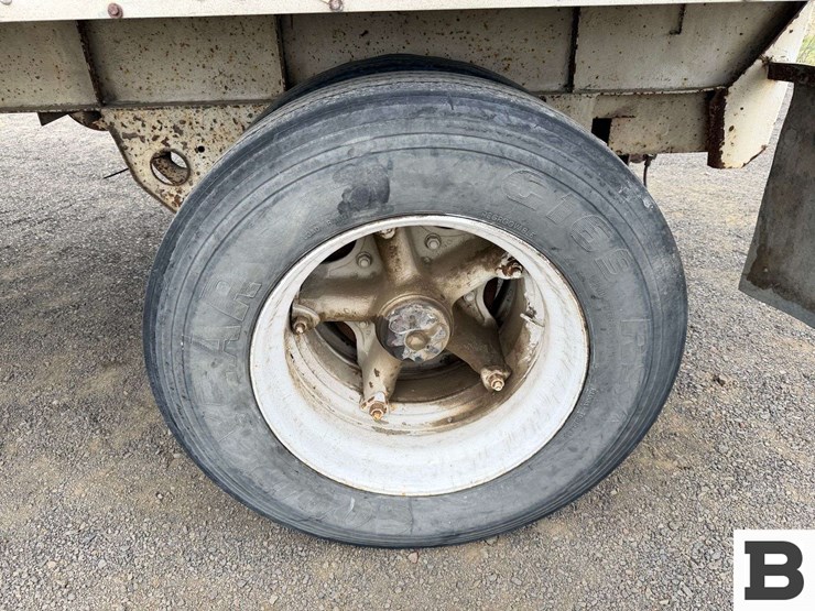 1984-fruehauf-open-top-image-18