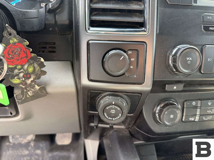 2018-ford-f150-image-28