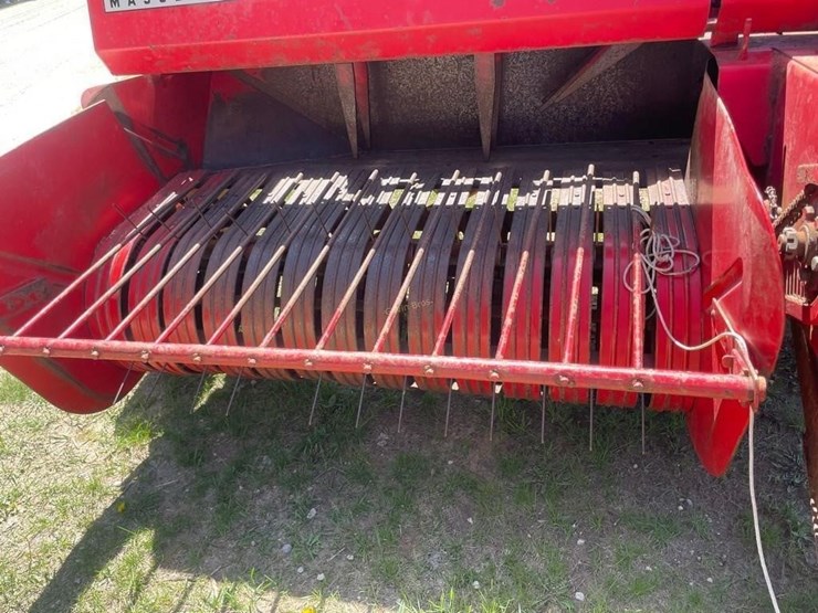 massey-ferguson-12-image-9