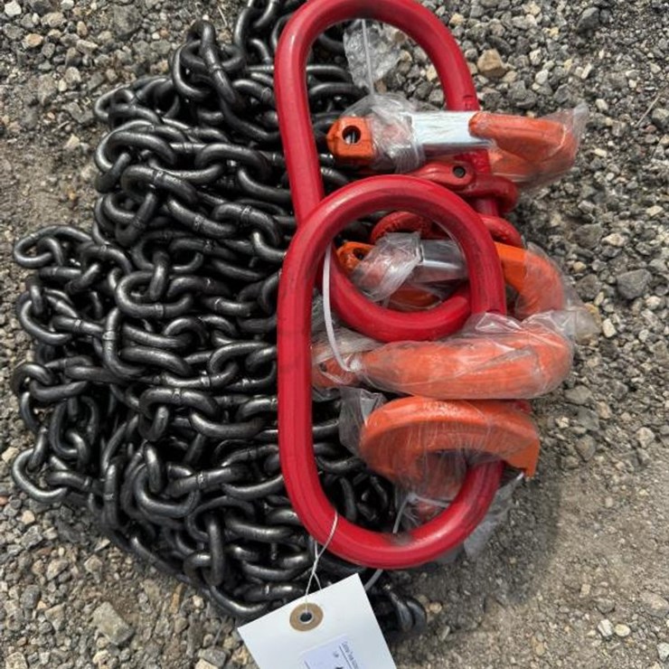 #109 • (2) 5/16" 7' Double Chain Sling
