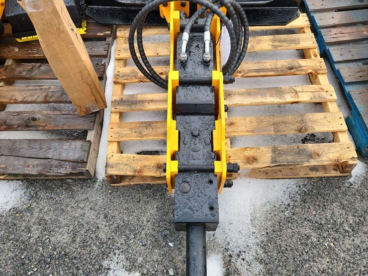 future-ft-p580-skid-steer-breaker-image-1