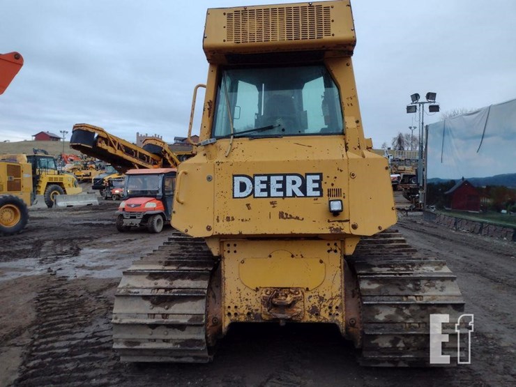 2005-deere-700h-lgp-image-4