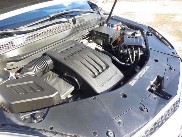 2013-chevrolet-equinox-image-11