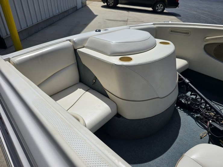 #47-•-bayliner-capri-1750-17'-fiberglass-bowrider-boat-image-16
