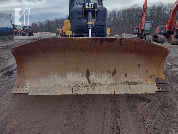 2018-caterpillar-d7e-image-19