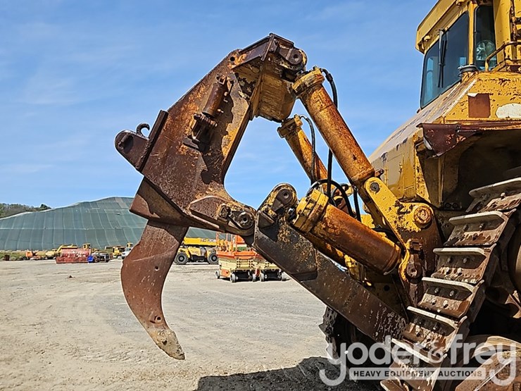 1980-caterpillar-d10-image-26