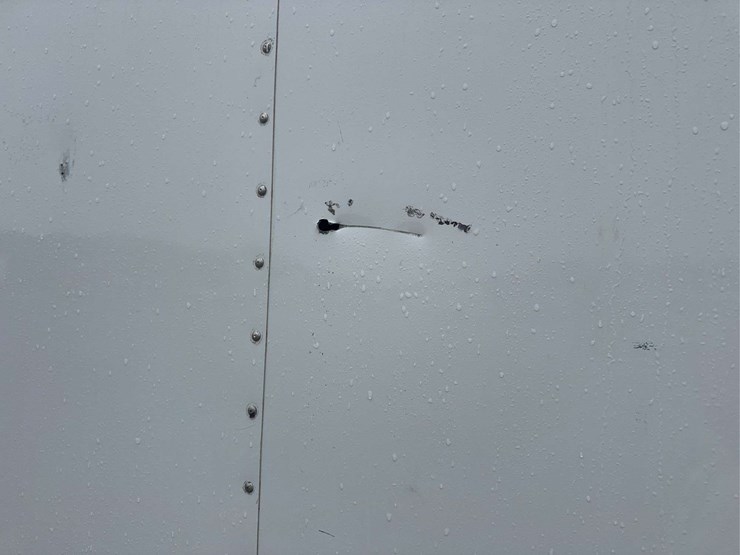 2020-hino-195-image-18