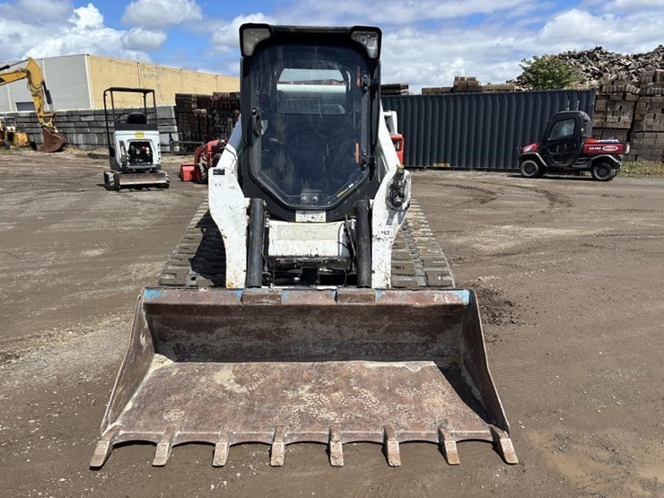 2016-bobcat-t650-image-6
