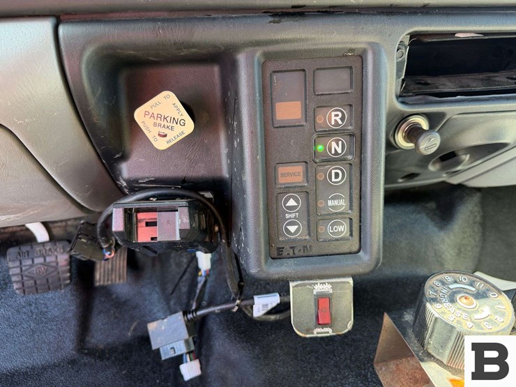 2010-ford-f750-image-53