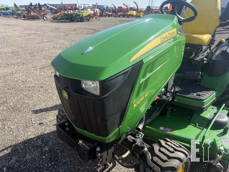 john-deere-1025r-image-5