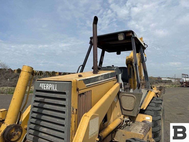 1993-caterpillar-416b-image-17