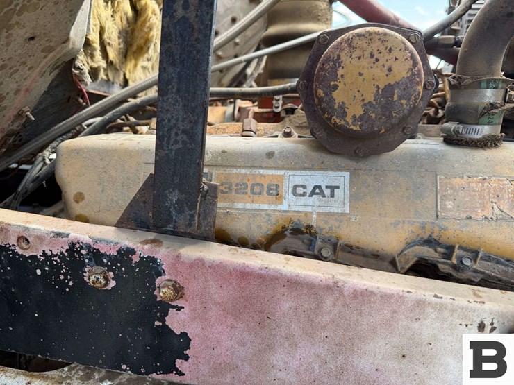 1977-international-fertilizer-truck-image-54