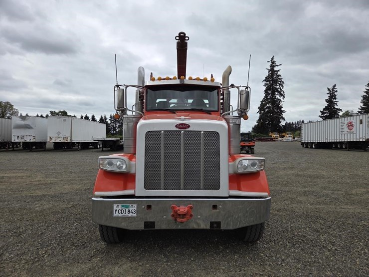 2016-peterbilt-367-image-2