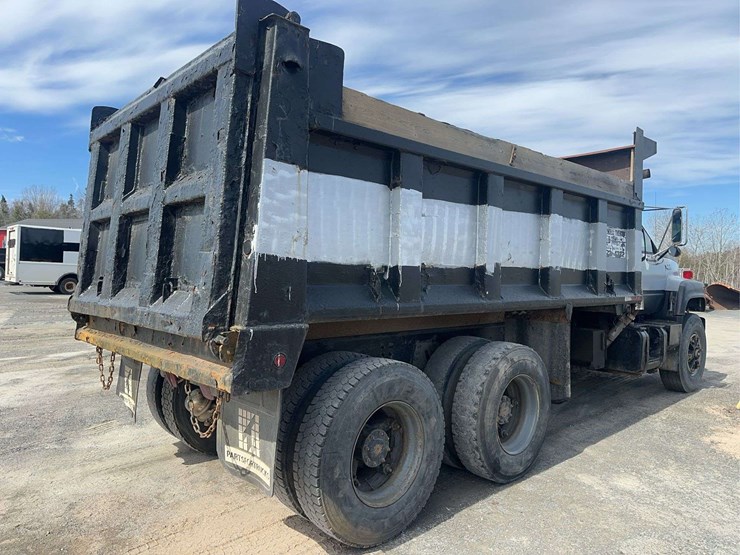 1995-gmc-topkick-c7500-image-5