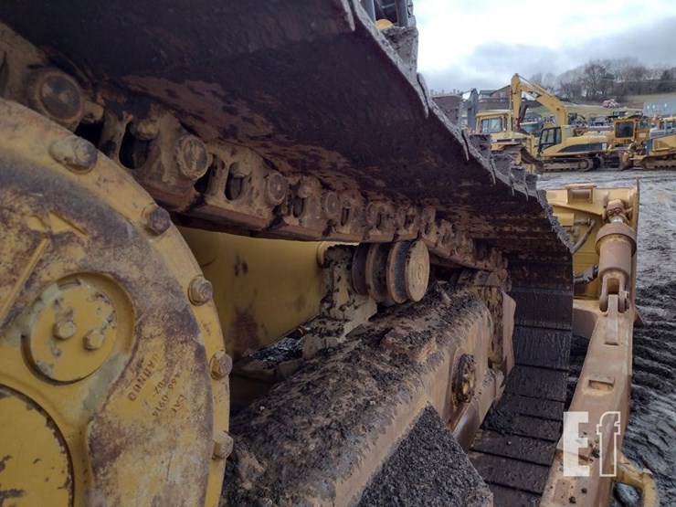 caterpillar-d6-image-31