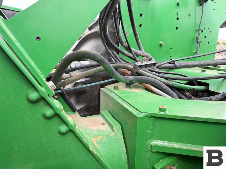 2012-john-deere-9510r-image-24