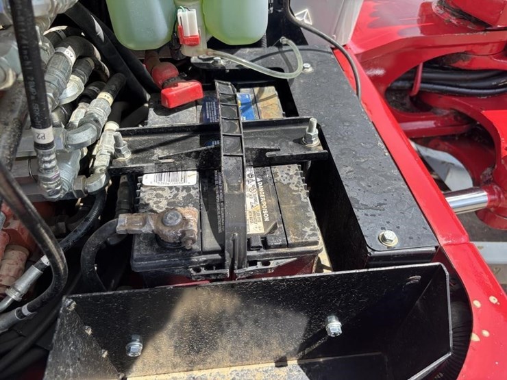 2020-takeuchi-tb240-image-42